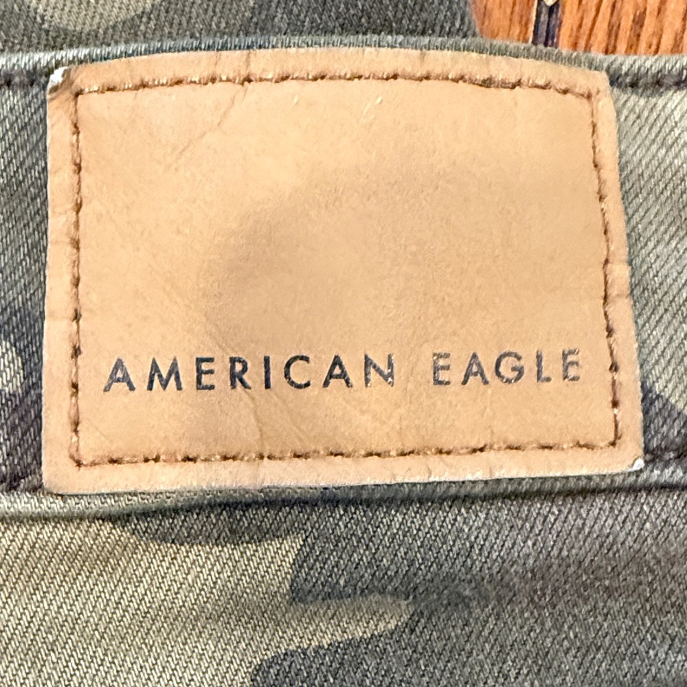 American Eagle Green Camouflage Jegging  Size 10 Moto Grunge Indie Festival - Picture 2 of 5